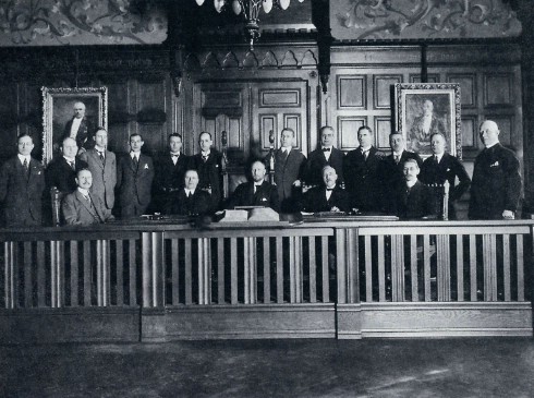 Fil:Magistraten 1863-1964.jpg