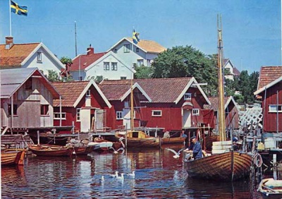 Kungshamn är en svensk by